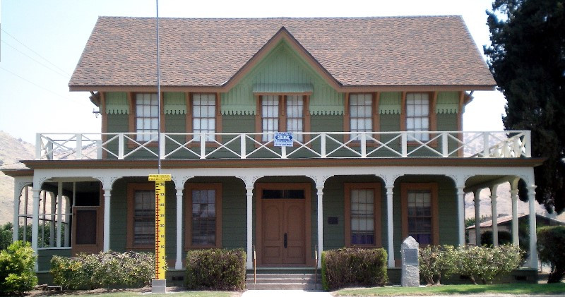 picture of the Lemon Cove Women's Club