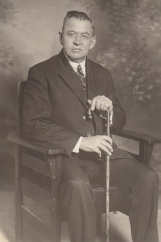 picture of William Moffett