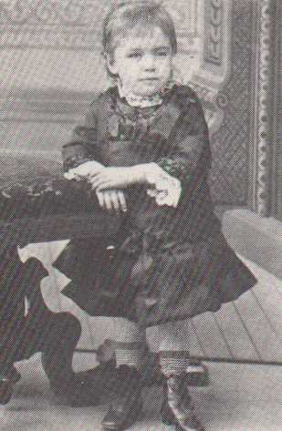 picture of Nora Montgomery as a child